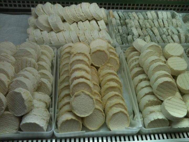 Atelier fermier de produits laitiers à Saint-Jean-de-Maruéjols-et-Avéjan