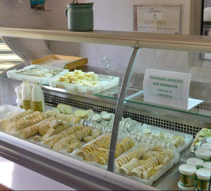 Fromages apéritif aux aromates Saint-Jean-de-Maruéjols-et-Avéjan